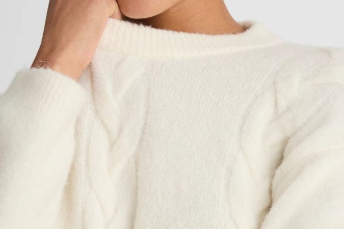 Light-Summer-capsule-wardrobe-winter-2-